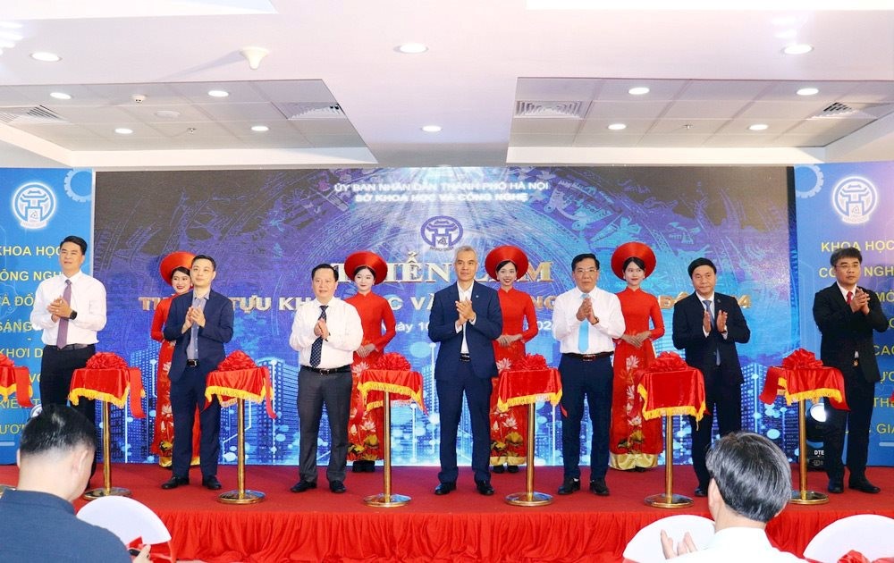 Viện Nghiên cứu phát triển kinh tế - xã hội Hà Nội tham gia Triển lãm thành tựu khoa học và công nghệ Thủ đô
