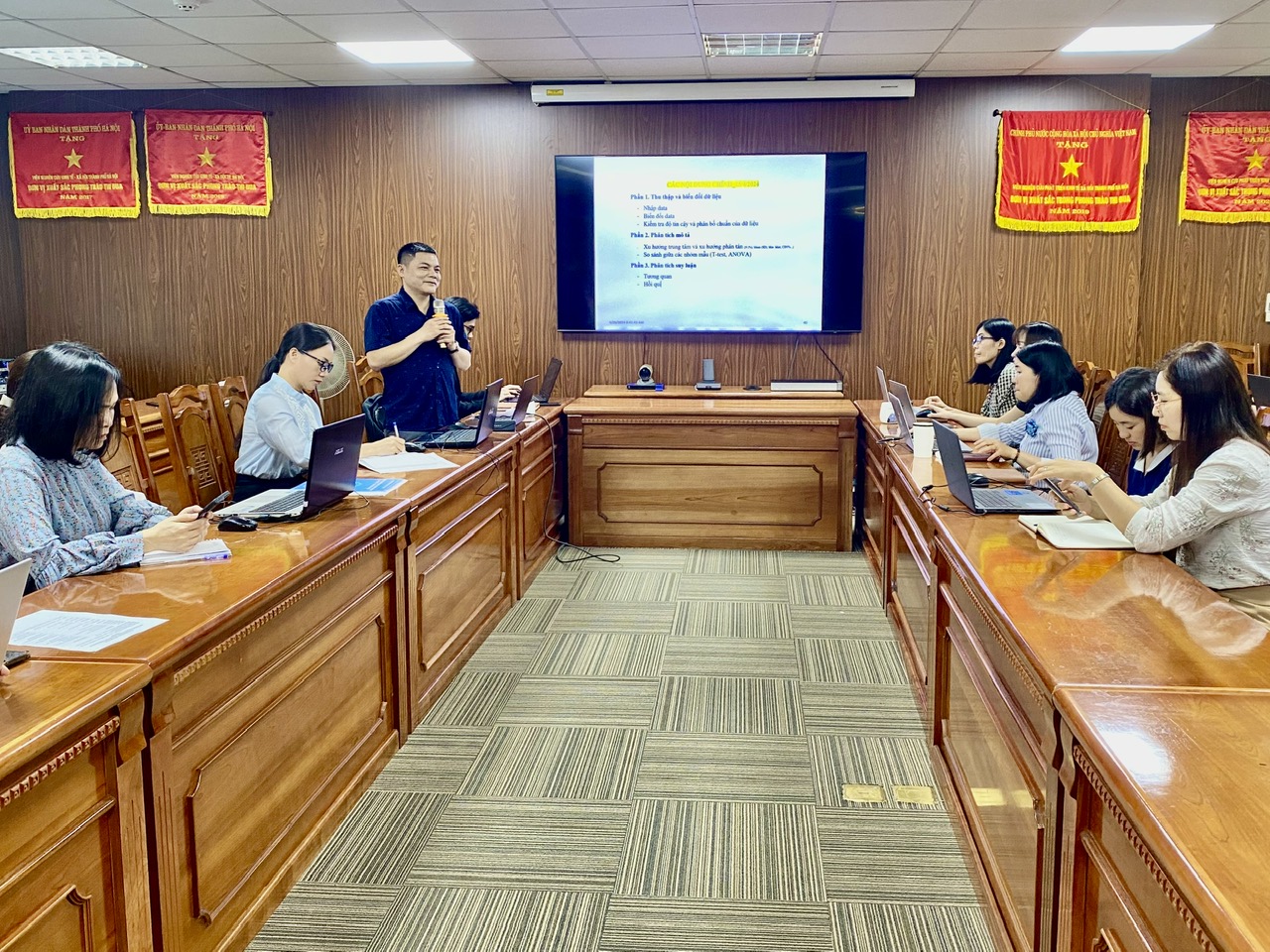 Tập huấn kỹ năng xử lý và phân tích số liệu SPSS trong nghiên cứu khoa học
