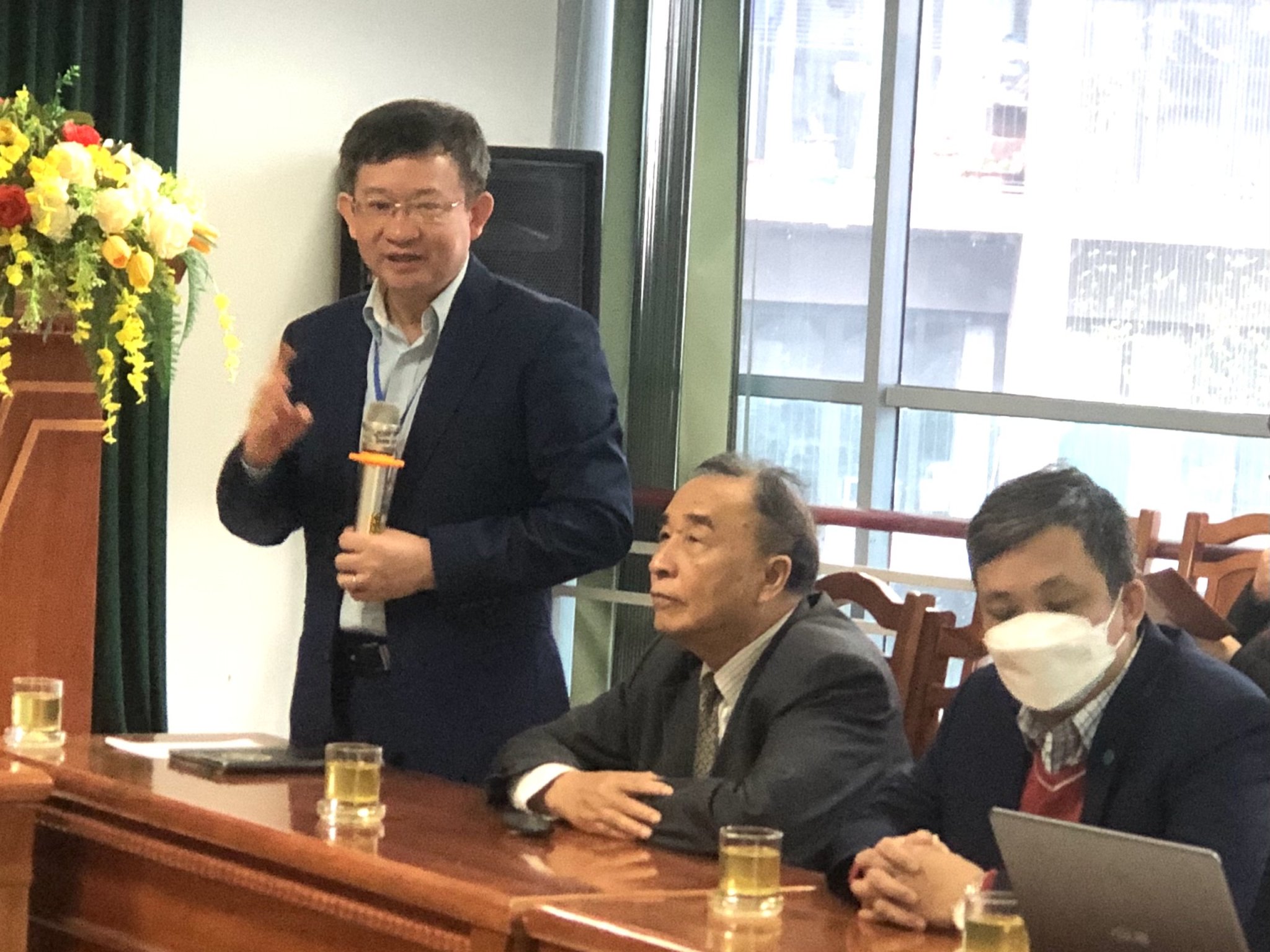 Tọa đàm về phương pháp và kỹ năng nghiên cứu khoa học