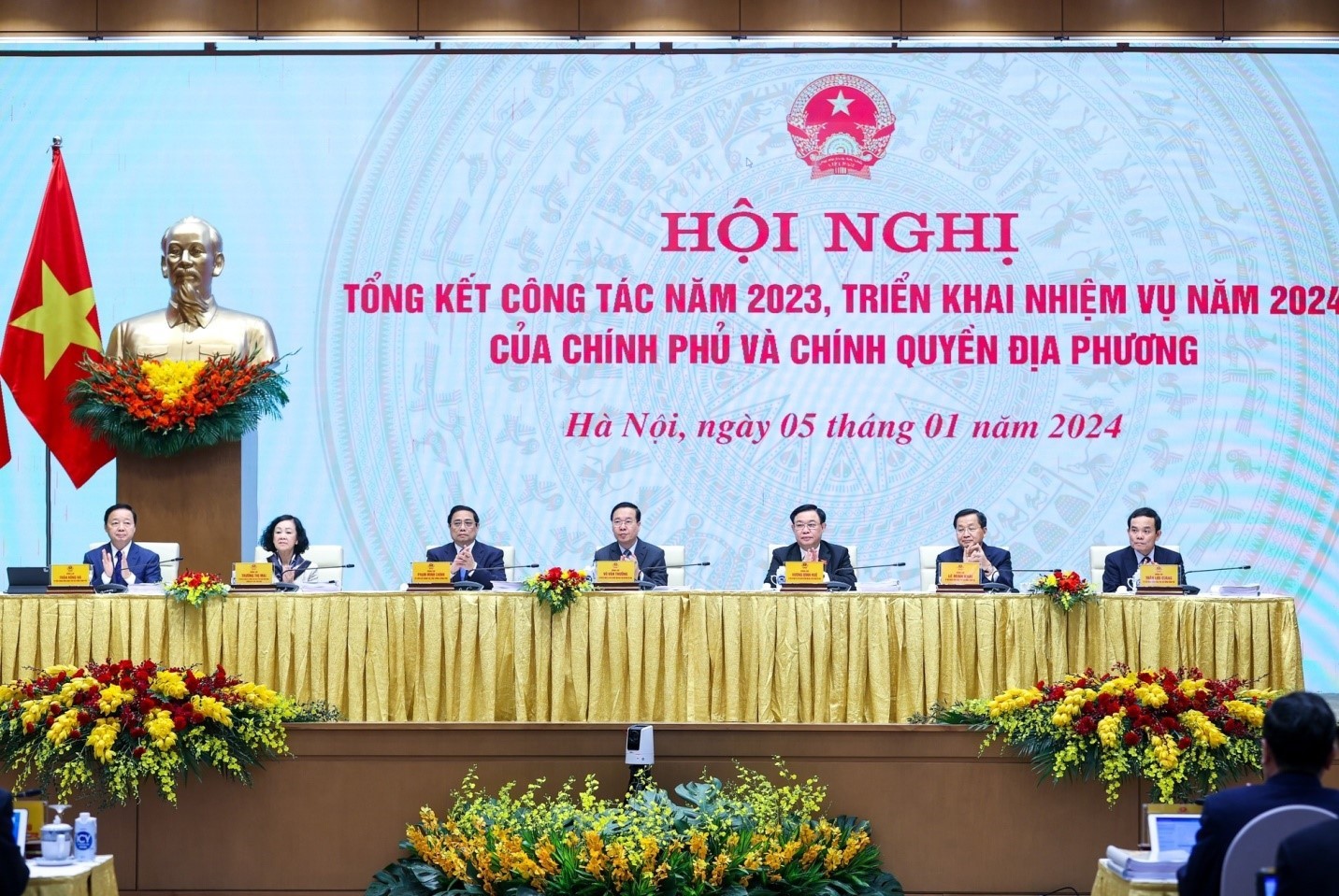 Kinh tế Việt Nam năm 2024 Khó khăn và kỳ vọng phát triển