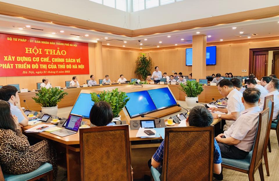 Phát triển đô thị gắn bảo tồn, phát huy giá trị không gian lịch sử văn hóa