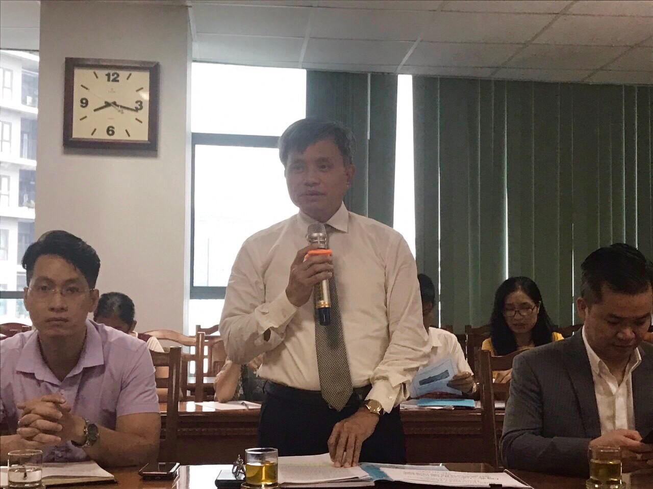 Tọa đàm “Triển vọng phát triển kinh tế và xã hội của Hà Nội và những giải pháp tài chính cấp bách hiện nay”