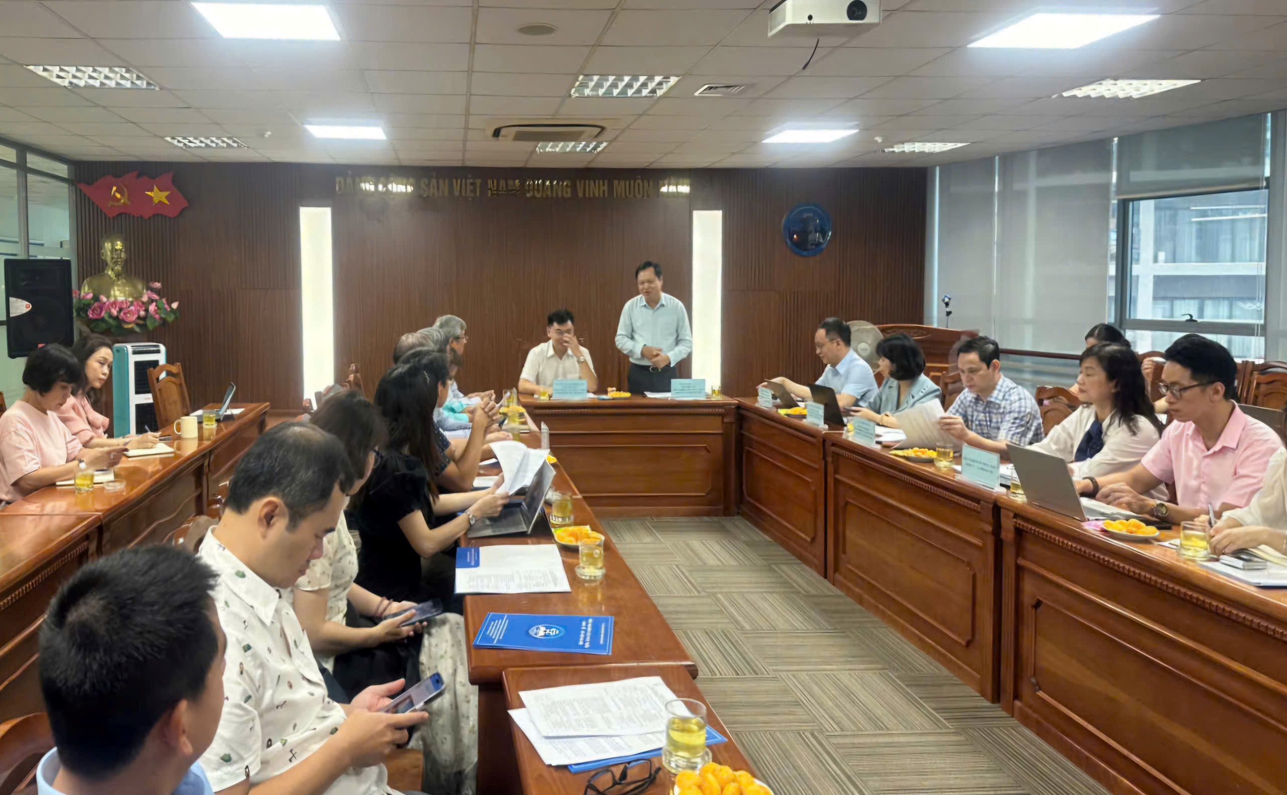 font class= highlight Hợp font  font class= highlight tác font nghiên cứu khoa học hướng tới tầm cao mới