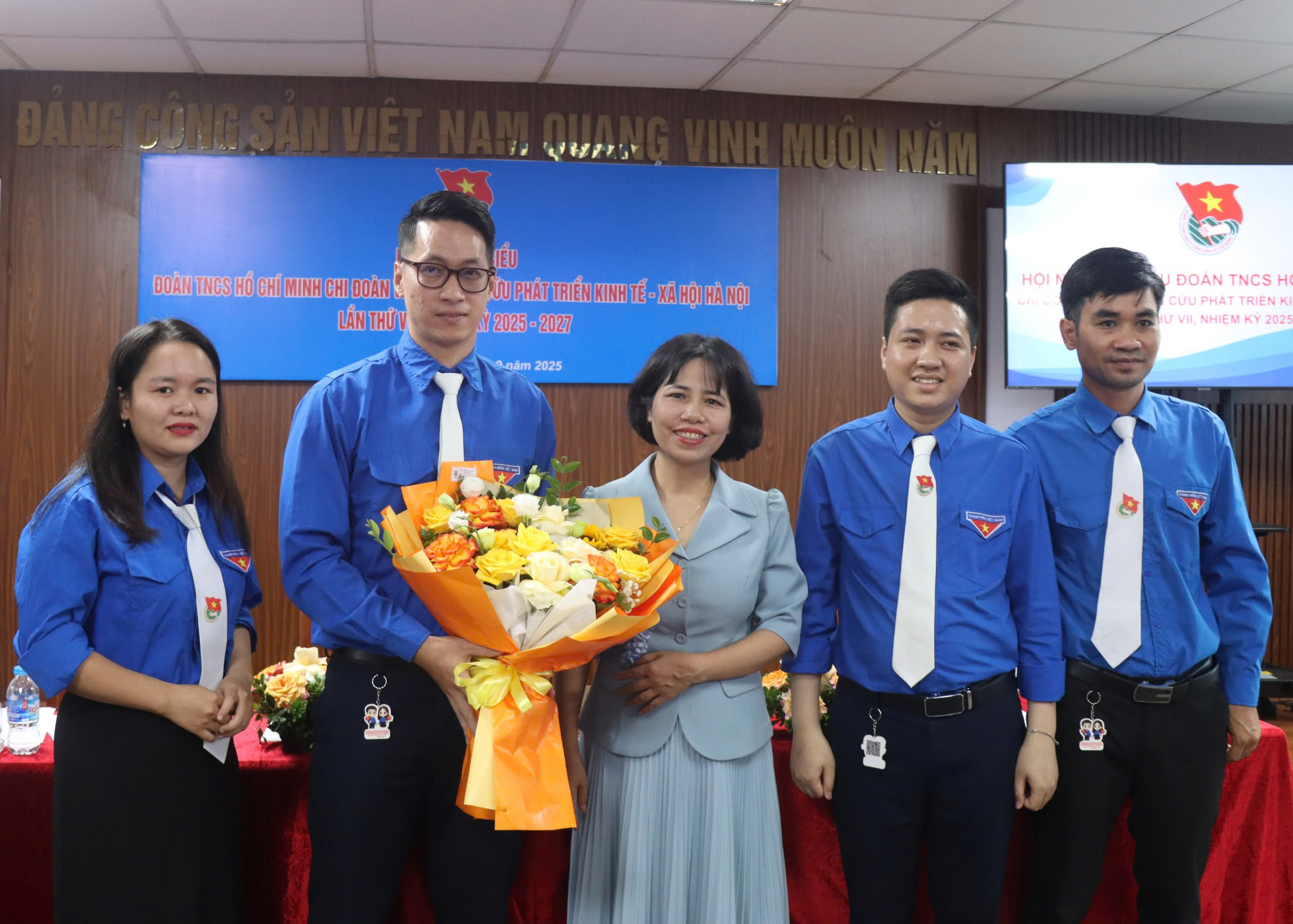 Chi đoàn Viện Nghiên cứu phát triển kinh tế - xã hội Hà Nội tổ chức thành công Hội nghị đại biểu lần thứ VII, nhiệm kỳ 2025-2027